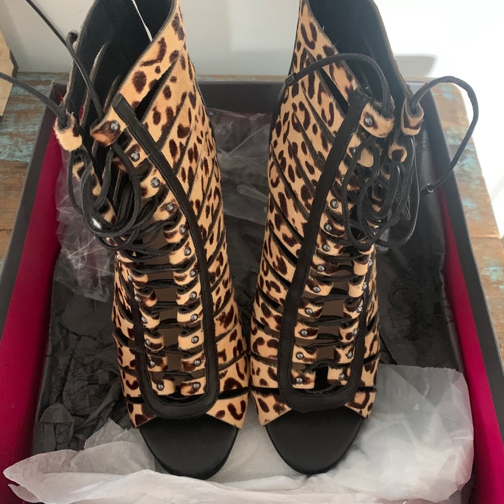Vince Camuto Fionna2 Heels